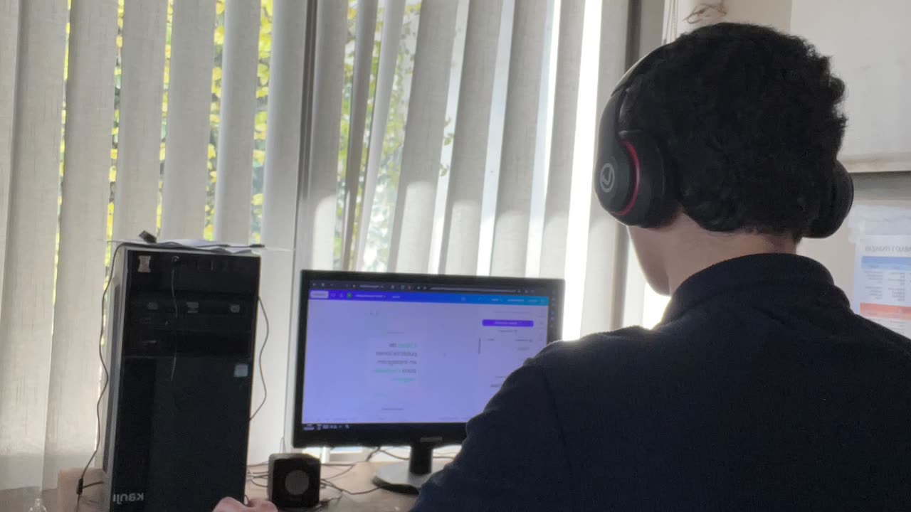 Facundo trabajando